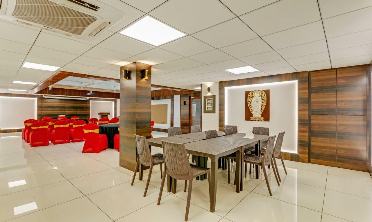 Treebo Trend Sea Coin Hotel Kolva Kültér fotó