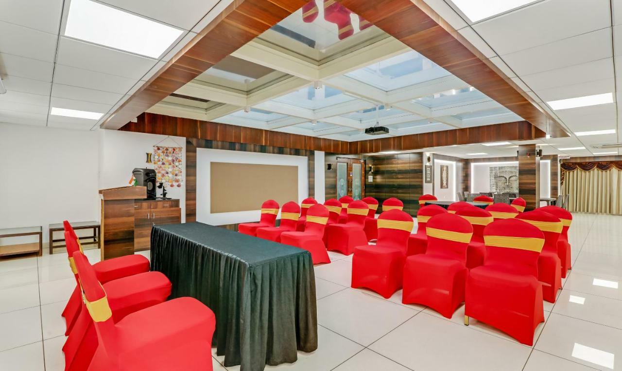 Treebo Trend Sea Coin Hotel Kolva Kültér fotó
